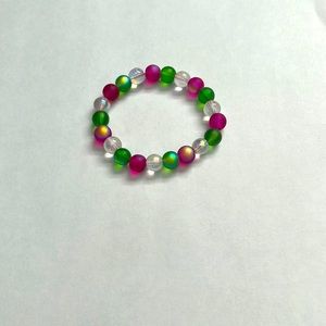 I’m made a handcrafted, stylish, unisex, cheap, bracelet.